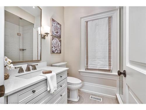 1087 Birchview Avenue, Oakville, ON - Indoor Photo Showing Bathroom