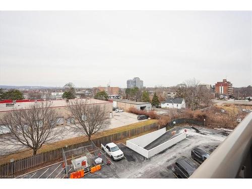 508-1425 Ghent Avenue, Burlington, ON - Outdoor With View