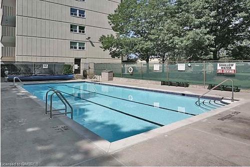 508-1425 Ghent Avenue, Burlington, ON - Outdoor With In Ground Pool