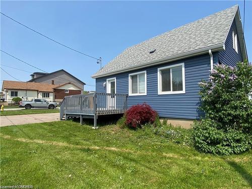 24 King Street, Thorold, ON - Outdoor