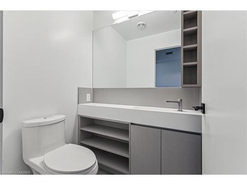 2617-319 Jarvis Street, Toronto, ON - Indoor Photo Showing Bathroom