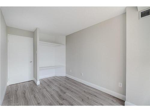 512-4185 Shipp Drive, Mississauga, ON - Indoor Photo Showing Other Room