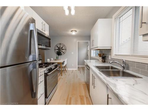 59 Allan Drive, St. Catharines, ON - Indoor Photo Showing Kitchen With Stainless Steel Kitchen With Double Sink