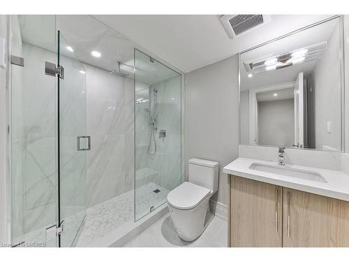 1312 Duncan Road, Oakville, ON - Indoor Photo Showing Bathroom