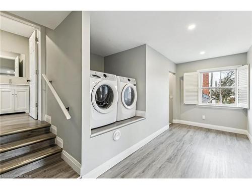 131 Bell Avenue, Hamilton, ON - Indoor Photo Showing Laundry Room