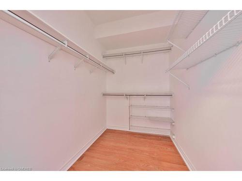 607-1900 The Collegeway, Mississauga, ON - Indoor With Storage