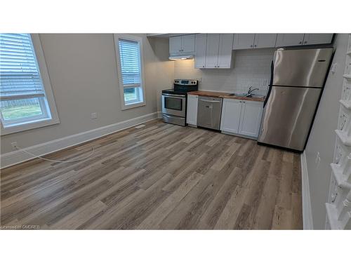 292 Fares Street, Port Colborne, ON - Indoor Photo Showing Kitchen With Stainless Steel Kitchen With Double Sink