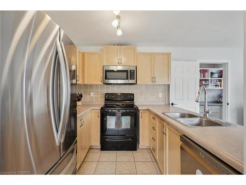 2266 Emerson Drive, Burlington, ON - Indoor Photo Showing Kitchen With Double Sink