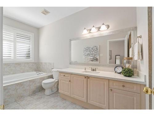 14 Arborglen Drive, Georgetown, ON - Indoor Photo Showing Bathroom