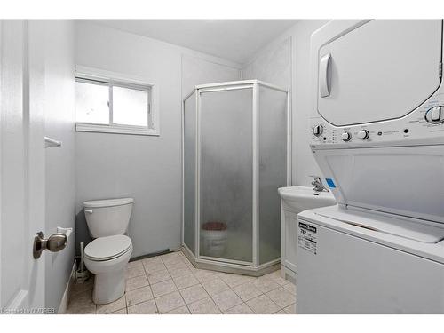 Lower-146 Bankside Drive, Kitchener, ON - Indoor Photo Showing Laundry Room