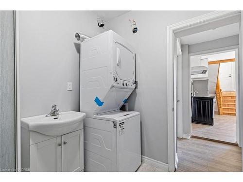 Lower-146 Bankside Drive, Kitchener, ON - Indoor Photo Showing Laundry Room