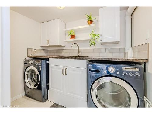 10 Hopewell Crescent, Hamilton, ON - Indoor Photo Showing Laundry Room