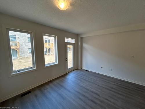 29 Gledhill Crescent, Cambridge, ON - Indoor Photo Showing Other Room
