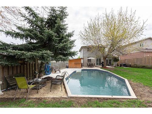 2425 Coventry Way, Burlington, ON - Outdoor With Backyard