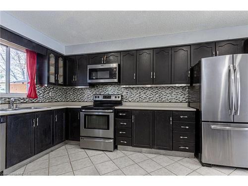 2425 Coventry Way, Burlington, ON - Indoor Photo Showing Kitchen With Double Sink