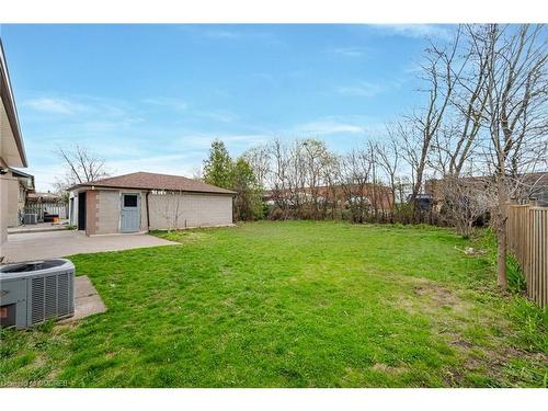 441 Pinegrove Road, Oakville, ON - Outdoor With Backyard