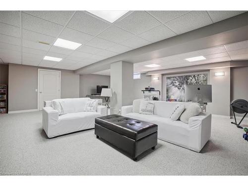 810 Belhaven Crescent, Burlington, ON - Indoor Photo Showing Basement