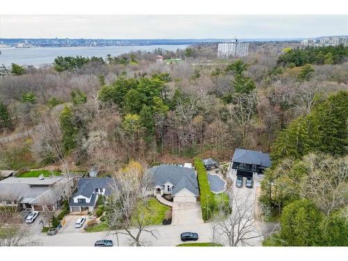 810 Belhaven Crescent, Burlington, ON - Outdoor With Body Of Water With View
