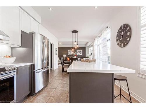 2256 Lapsley Crescent, Oakville, ON - Indoor Photo Showing Kitchen With Stainless Steel Kitchen With Upgraded Kitchen