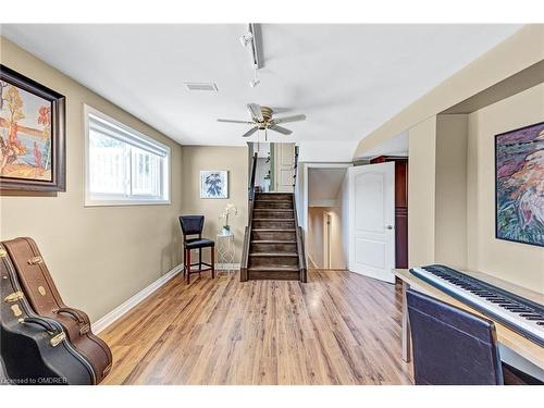 11 Rayne Avenue, Oakville, ON - Indoor Photo Showing Other Room