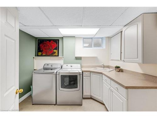 11 Rayne Avenue, Oakville, ON - Indoor Photo Showing Laundry Room