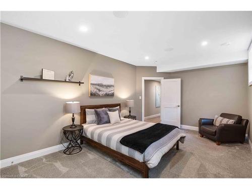 30 Tindall Cres Crescent, East Luther-Grand Valley, ON - Indoor Photo Showing Bedroom