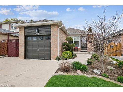3162 Cantelon Crescent, Mississauga, ON - Outdoor