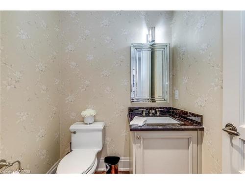 1203-111 Forsythe Street, Oakville, ON - Indoor Photo Showing Bathroom