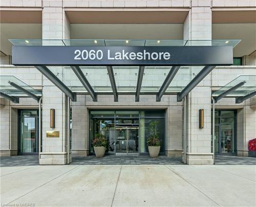1504-2060 Lakeshore Road, Burlington, ON - Outdoor With Balcony With Facade