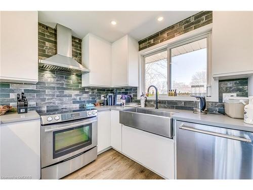 269 Kenwood Avenue, Burlington, ON - Indoor Photo Showing Kitchen With Stainless Steel Kitchen