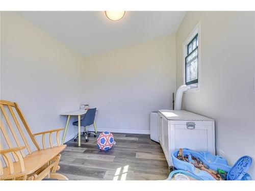 269 Kenwood Avenue, Burlington, ON - Indoor Photo Showing Laundry Room
