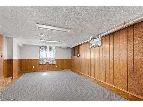58 Fifth Avenue, Kitchener, ON - Indoor Photo Showing Other Room