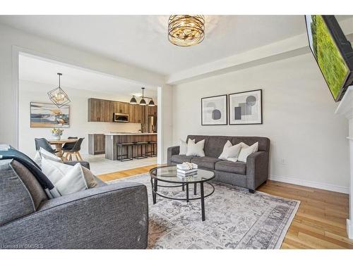 213 Kinsman Drive, Binbrook, ON - Indoor Photo Showing Living Room