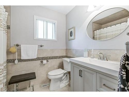 3053 Swansea Drive, Oakville, ON - Indoor Photo Showing Bathroom