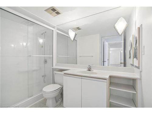 1807-22 Hanover Road, Bramalea, ON - Indoor Photo Showing Bathroom