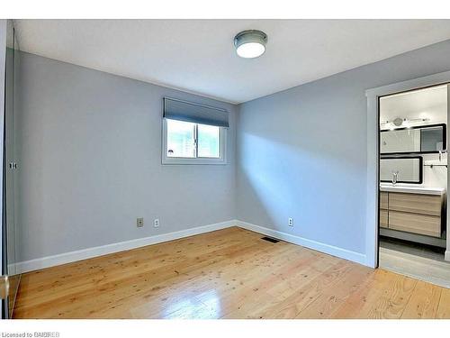 494 Barton Street E, Hamilton, ON - Indoor Photo Showing Other Room