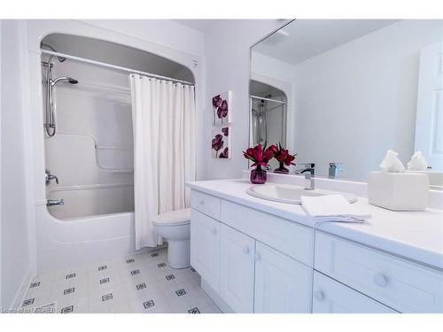 54 Promenade Way, Crystal Beach, ON - Indoor Photo Showing Bathroom