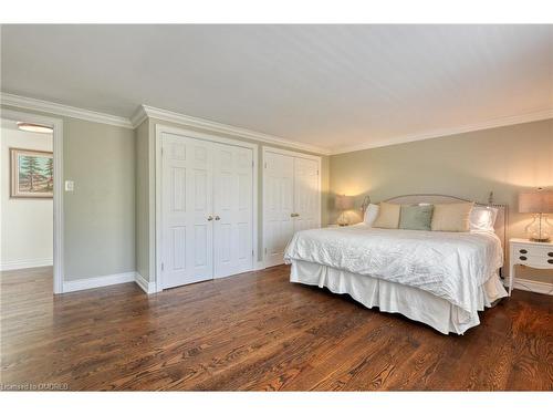 1839 Heather Hills Drive, Burlington, ON - Indoor Photo Showing Bedroom