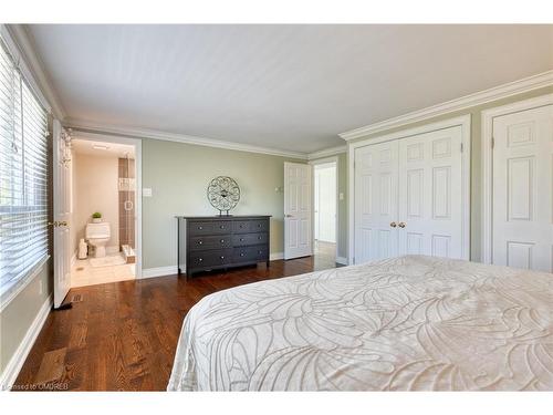 1839 Heather Hills Drive, Burlington, ON - Indoor Photo Showing Bedroom