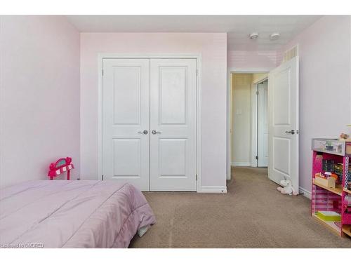 49 Masken Circle, Brampton, ON - Indoor Photo Showing Bedroom