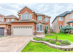 489 Winfield Terrace  Mississauga, ON L5R 3V1