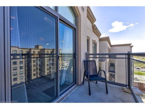 825-2490 Old Bronte Road, Oakville, ON - Outdoor With Balcony With Exterior
