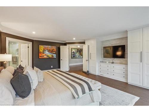 1377 Greeneagle Drive, Oakville, ON - Indoor Photo Showing Bedroom