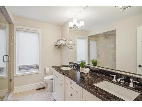 1377 Greeneagle Drive, Oakville, ON - Indoor Photo Showing Bathroom