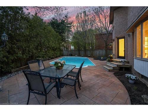 1292 Grainer Court, Oakville, ON - Outdoor With In Ground Pool