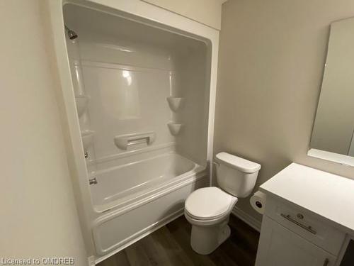 508-610 Farmstead Drive, Milton, ON - Indoor Photo Showing Bathroom