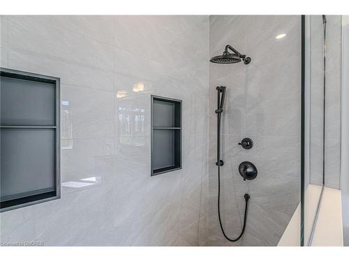 111 Daugaard Avenue, Paris, ON - Indoor Photo Showing Bathroom