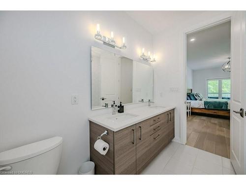 19-9150 Willoughby Drive Drive, Niagara Falls, ON - Indoor Photo Showing Bathroom