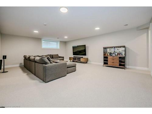 19-9150 Willoughby Drive Drive, Niagara Falls, ON - Indoor Photo Showing Basement
