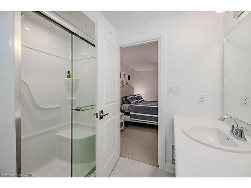19-9150 Willoughby Drive Drive, Niagara Falls, ON - Indoor Photo Showing Bathroom